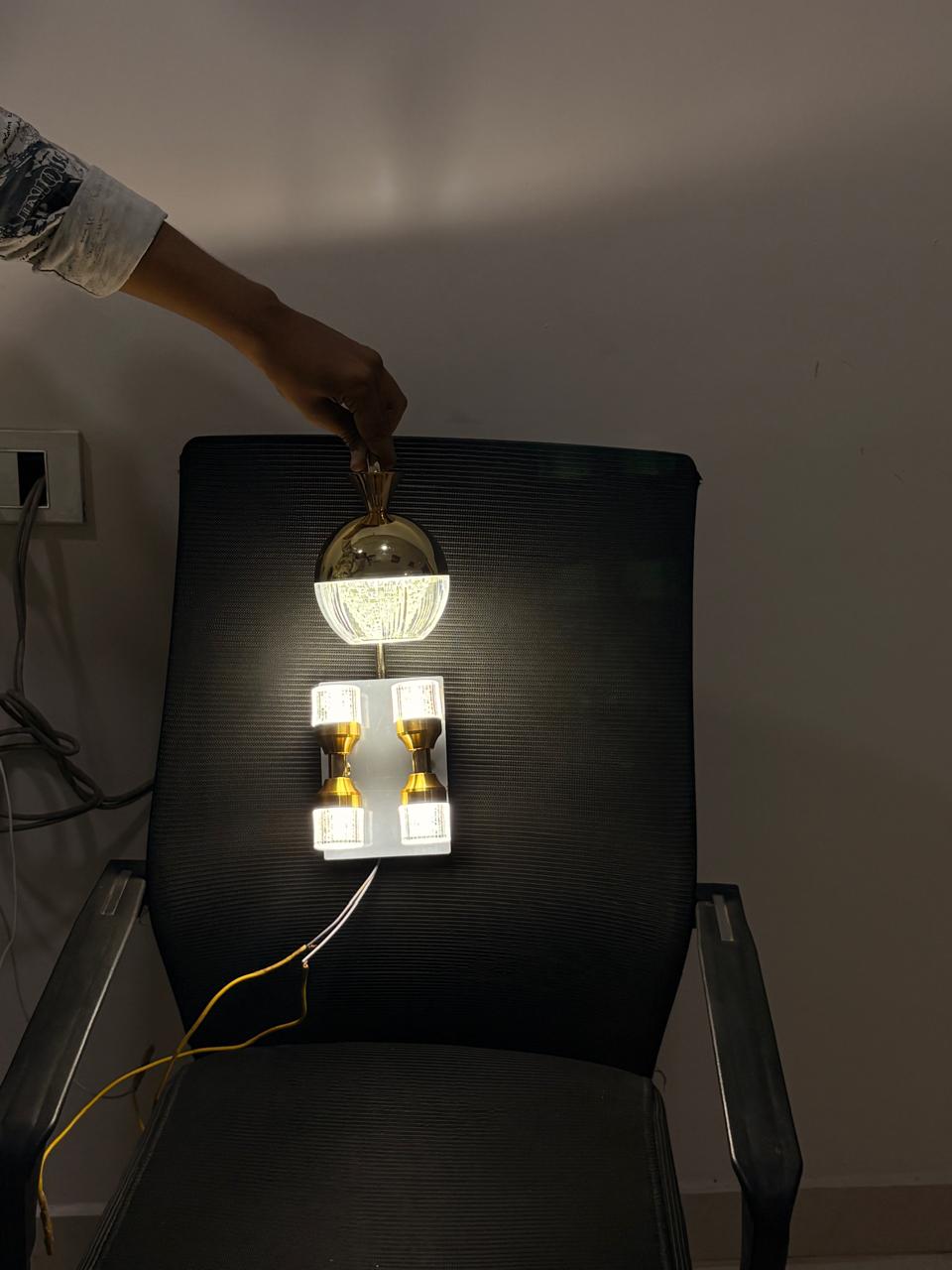 Elysian Spark Wall Light - Image 4