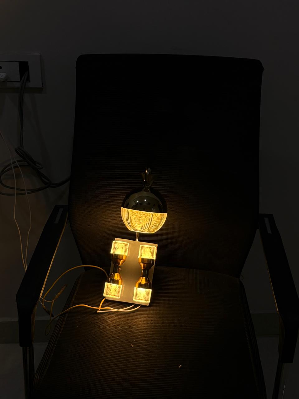 Elysian Spark Wall Light - Image 5