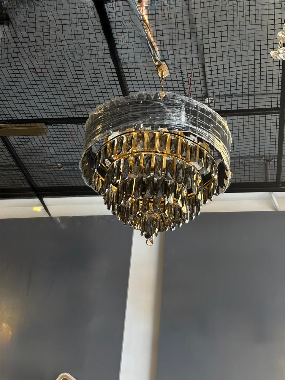 Black Royale Chandelier 3c - Image 2